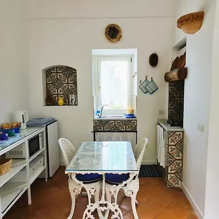 Lovely Panoramic House With Garden And Sea View Holiday home *