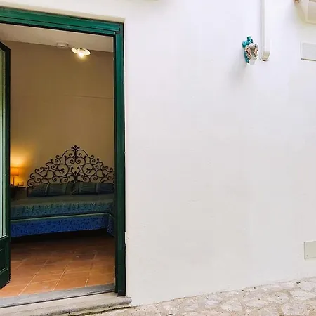 Holiday home Lovely Panoramic House With Garden And Sea View