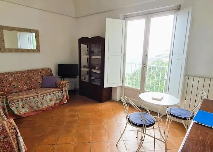 Lovely Panoramic House With Garden Casa vacanze