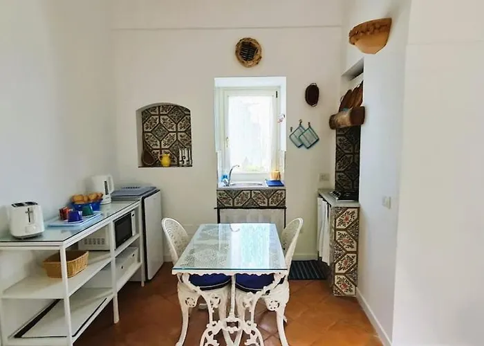 Lovely Panoramic House With Garden Feriehus *