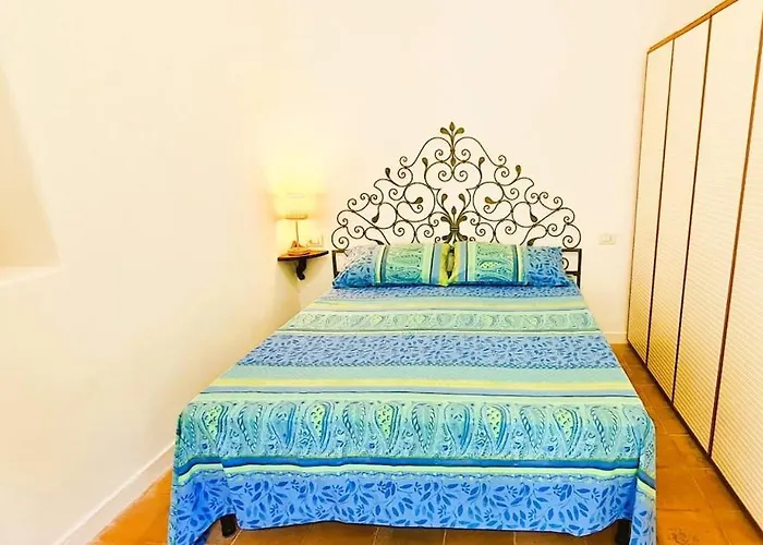 Feriehus Lovely Panoramic House With Garden Amalfi