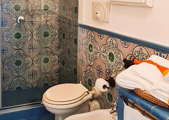 Lovely Panoramic House With Garden Amalfi