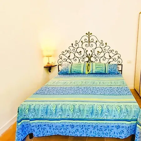 Дом отдыха Lovely Panoramic House With Garden Амальфи