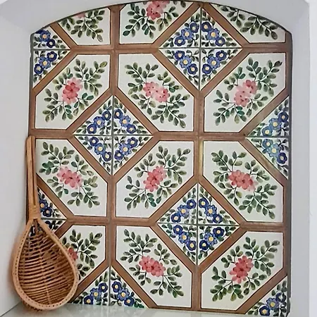 Дом отдыха Lovely Panoramic House With Garden